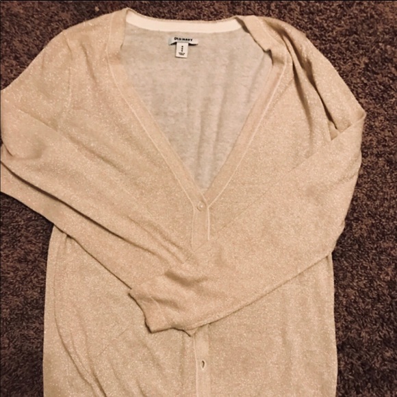Old Navy Sweaters - 🔥3/$12🔥Old Navy Gold Shimmer Sweater Size Med